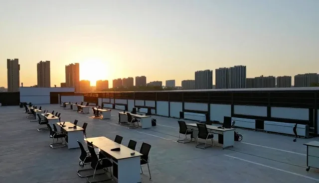 技术咨询选型中的地区因素分析